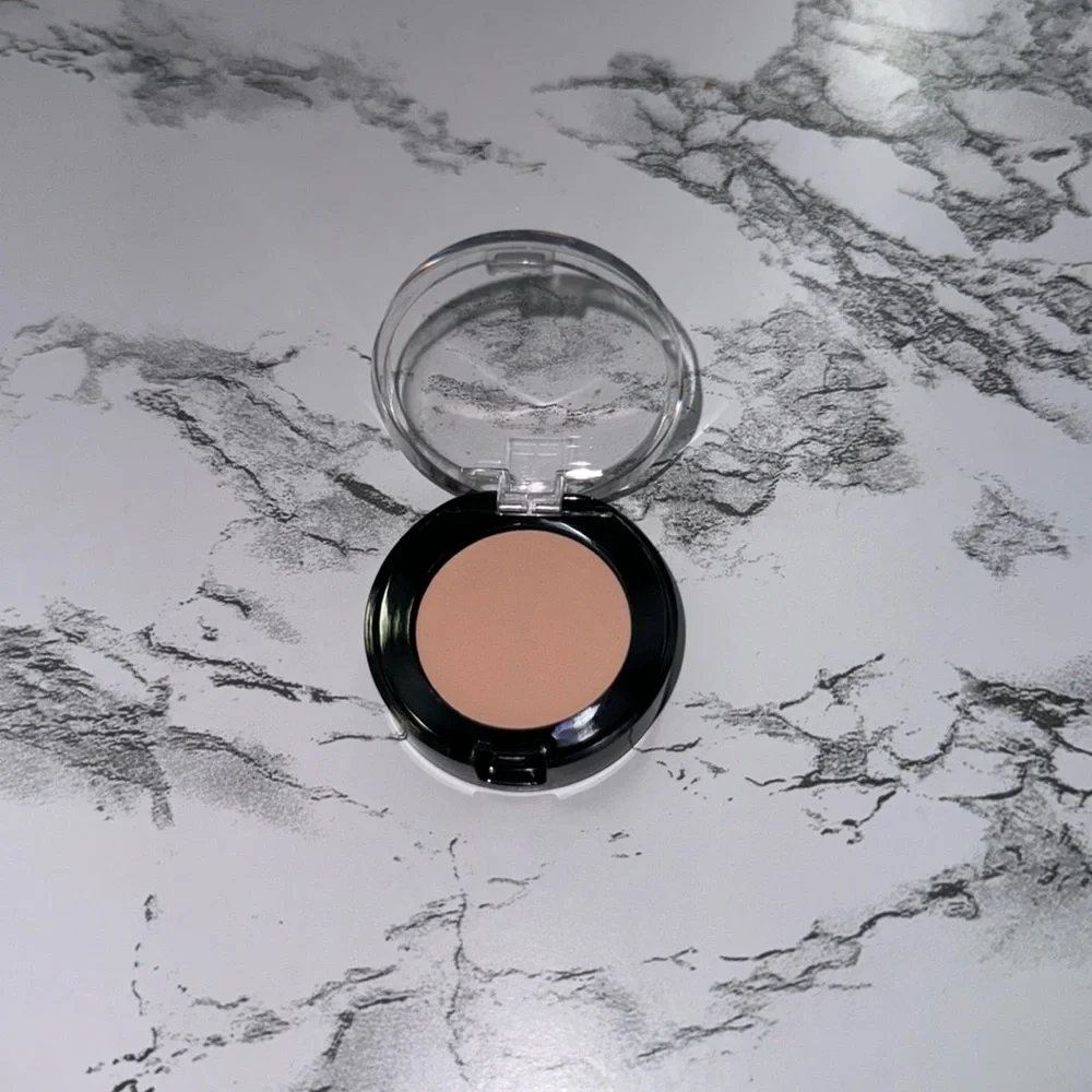NWOB Bobbi Brown corrector- Porcelain Bisque Never used No box